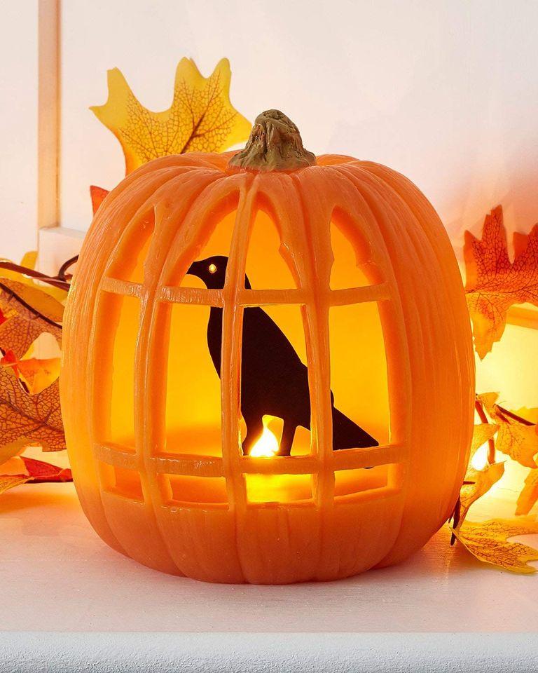 8- Jack-O-Lantern Light With Crow
