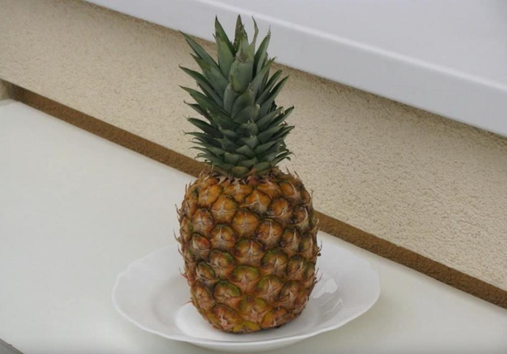 Astuce-Faire-Pousser-Ananas-Dans-La-Maison-1