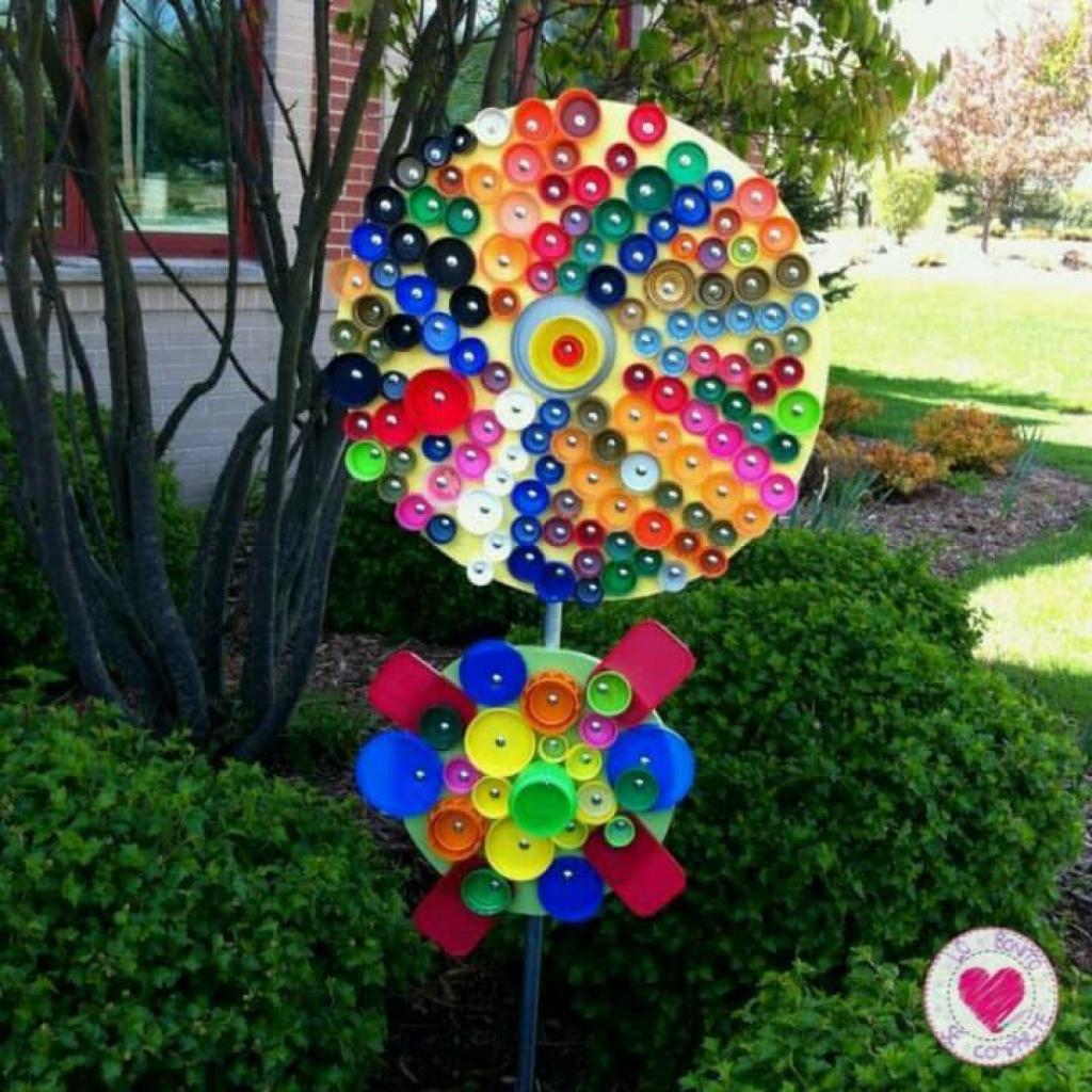 Bricolager-enfants-bouchons-colorés-7