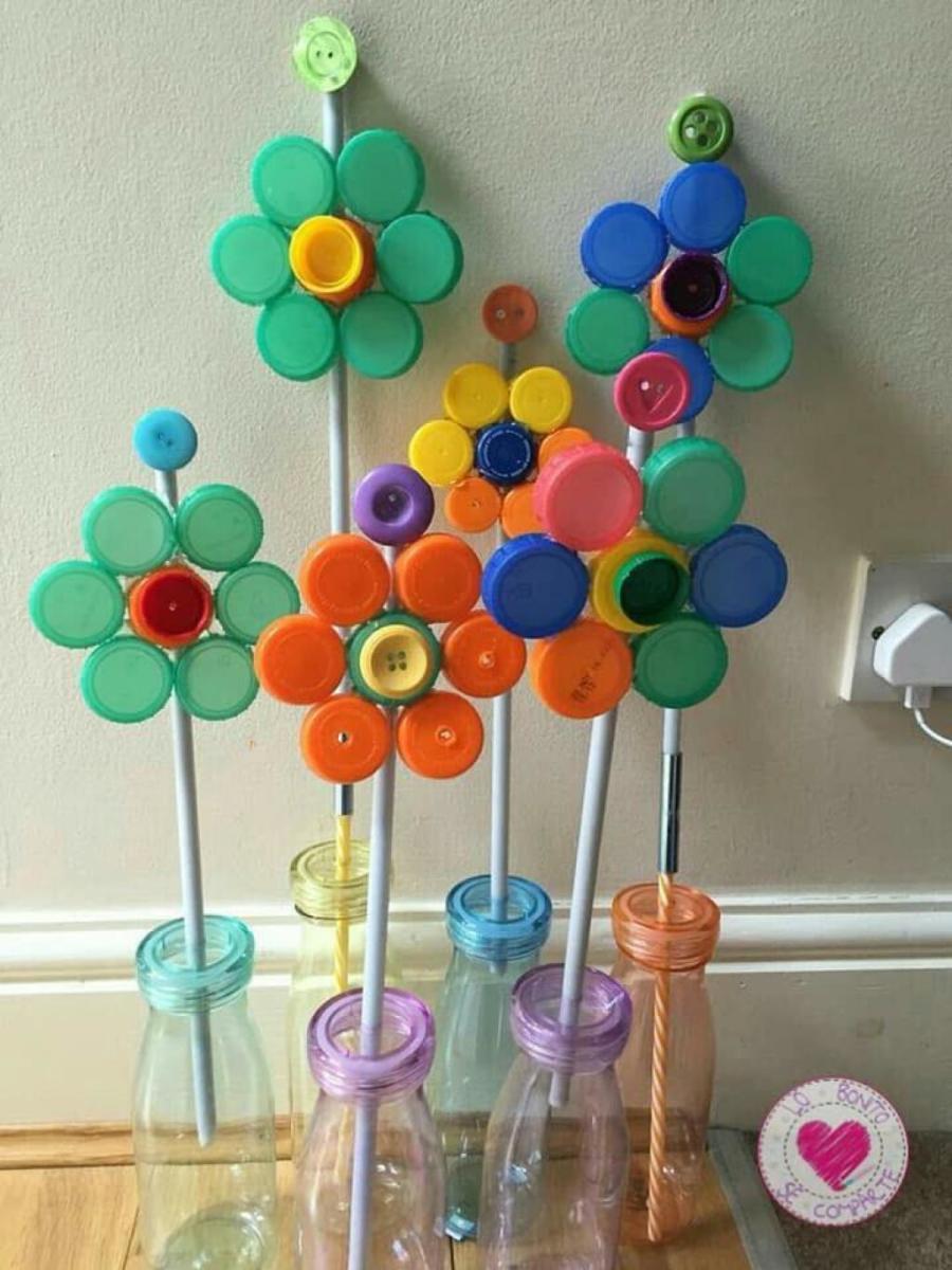 Bricolager-enfants-bouchons-colorés-8