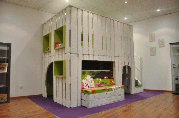 Créations-pour-enfants-réalisées-avec-des-palettes-15