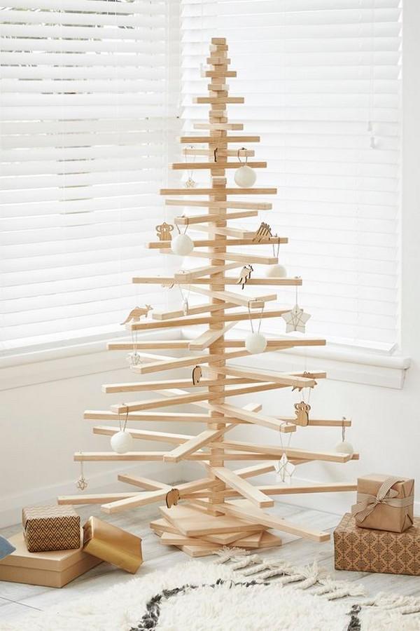 DIY-arbre-Noël-planche-branches-bois-7