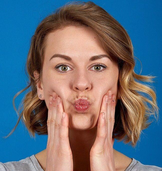 Exercices-pour-se-débarrasser-du-double-menton88