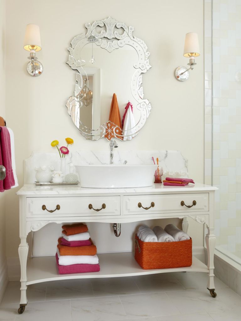 FLSRA407L girls-bathroom-vanity.jpg.rend .hgtvcom.1280.17071