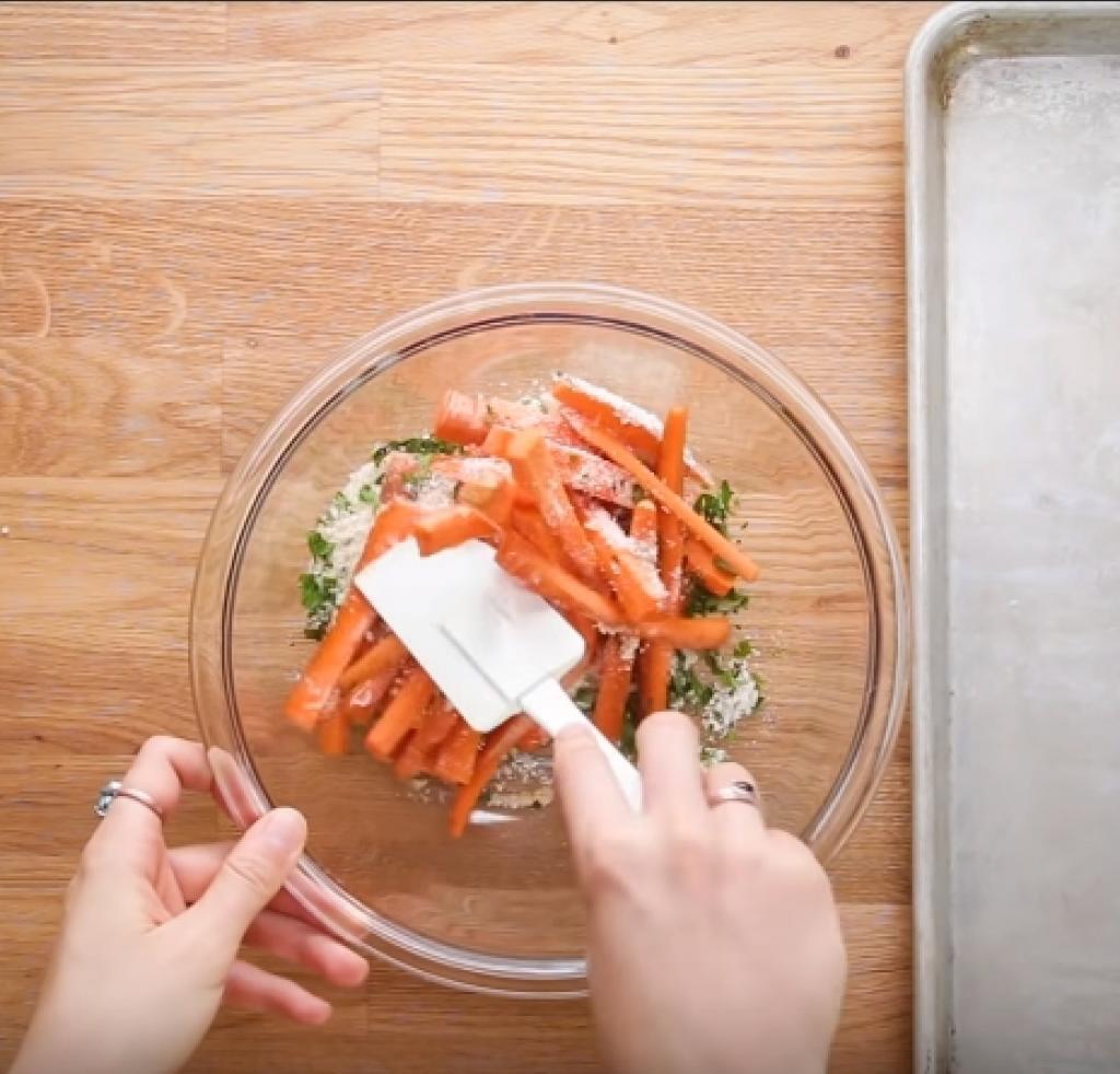 Frites-carottes-ail-au-parmesan-5