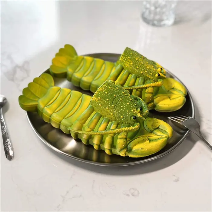 Les-sandales-homard-tendance-ete-9