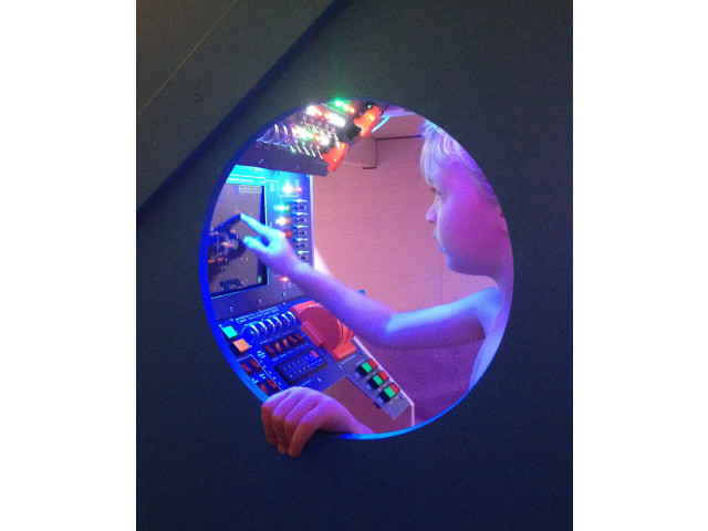 Lit-Vaisseau-Spatial-17