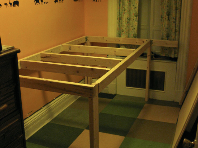 Lit-Vaisseau-Spatial-3