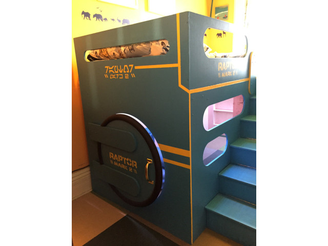 Lit-Vaisseau-Spatial-9