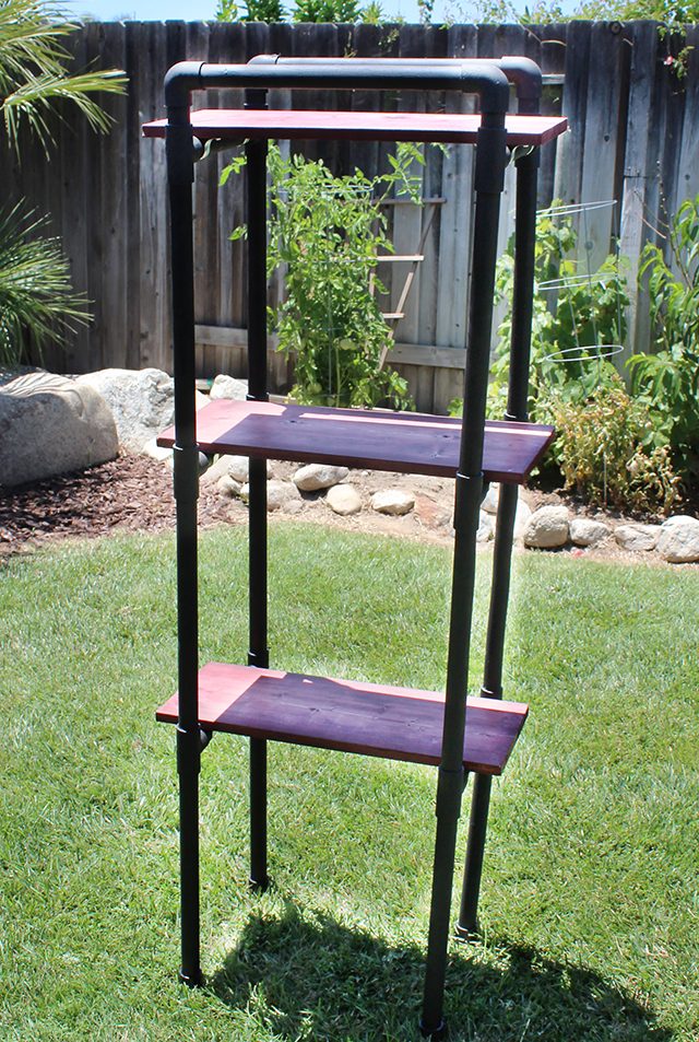 Meuble-Tuyaux-En-PVC-9