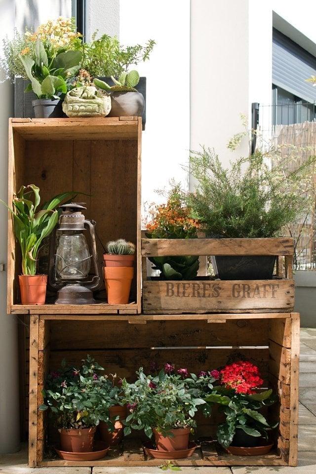 Recyclez-objets-jardinières-93