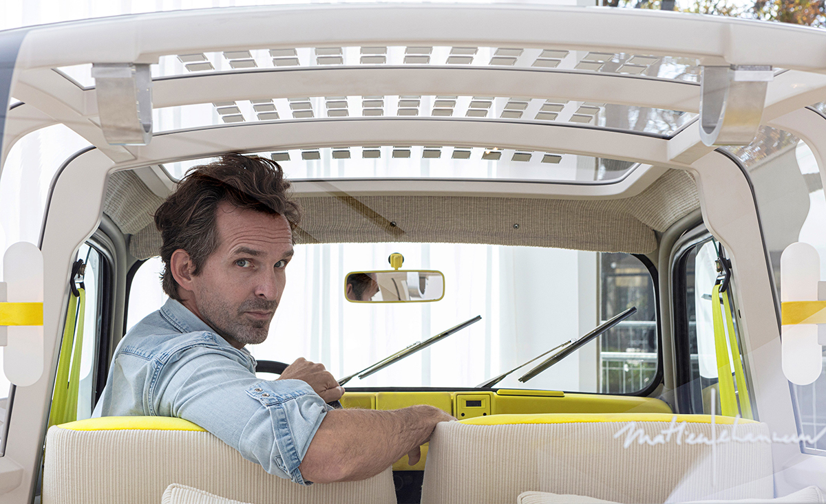 Renault-4L-en-chambre-design-9