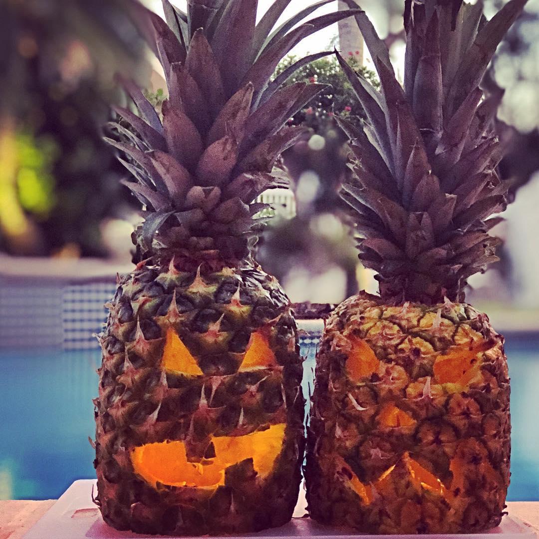 ananas-sculptés-pour-Halloween-4