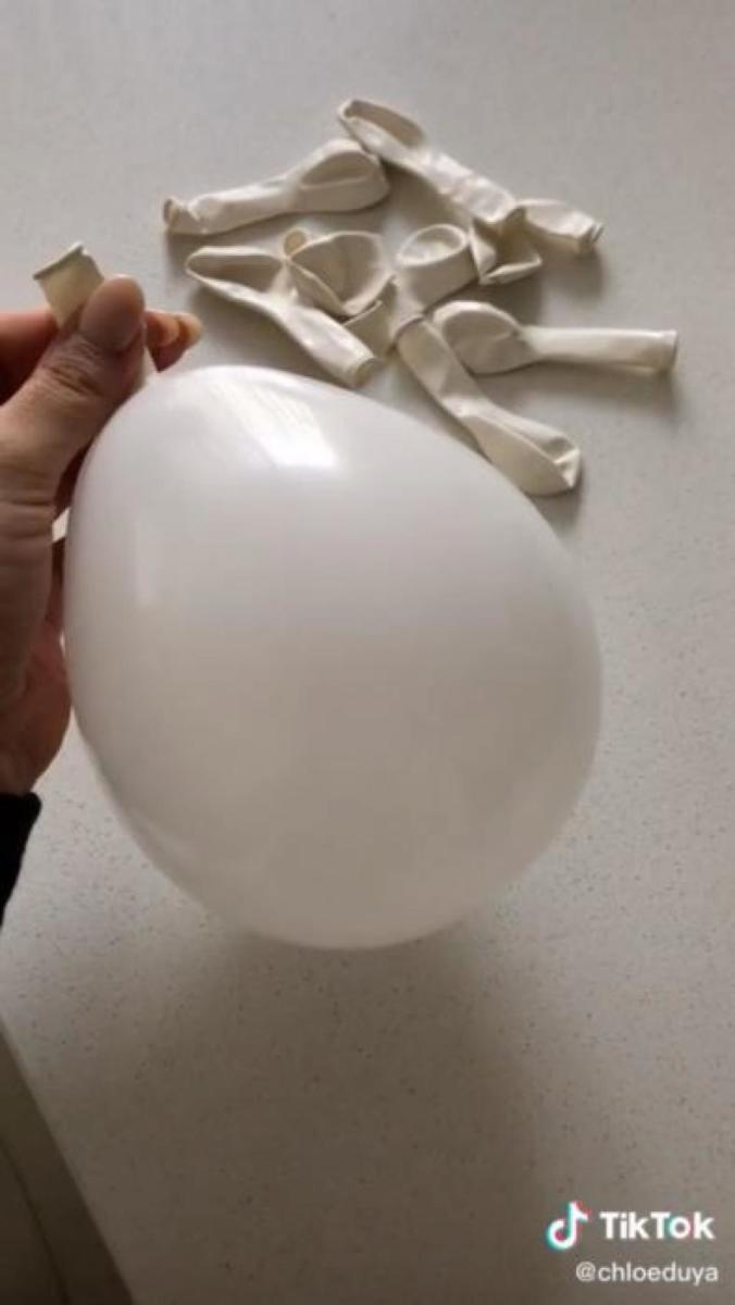 ballons-dans-le-sapin-2