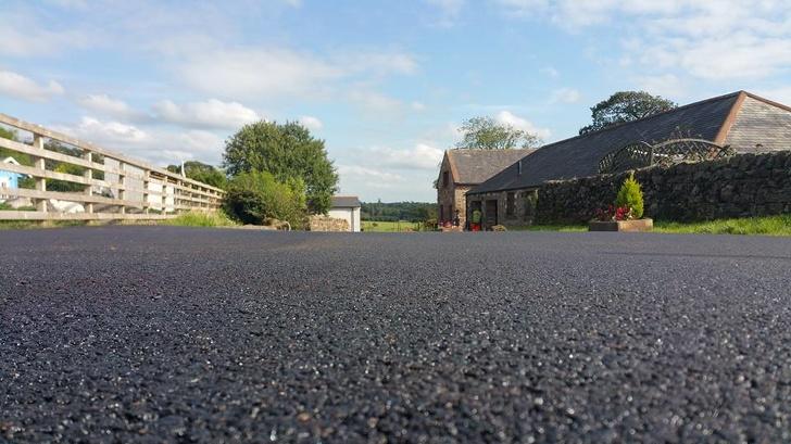 bouteilles-plastique-fabriquer-routes-9