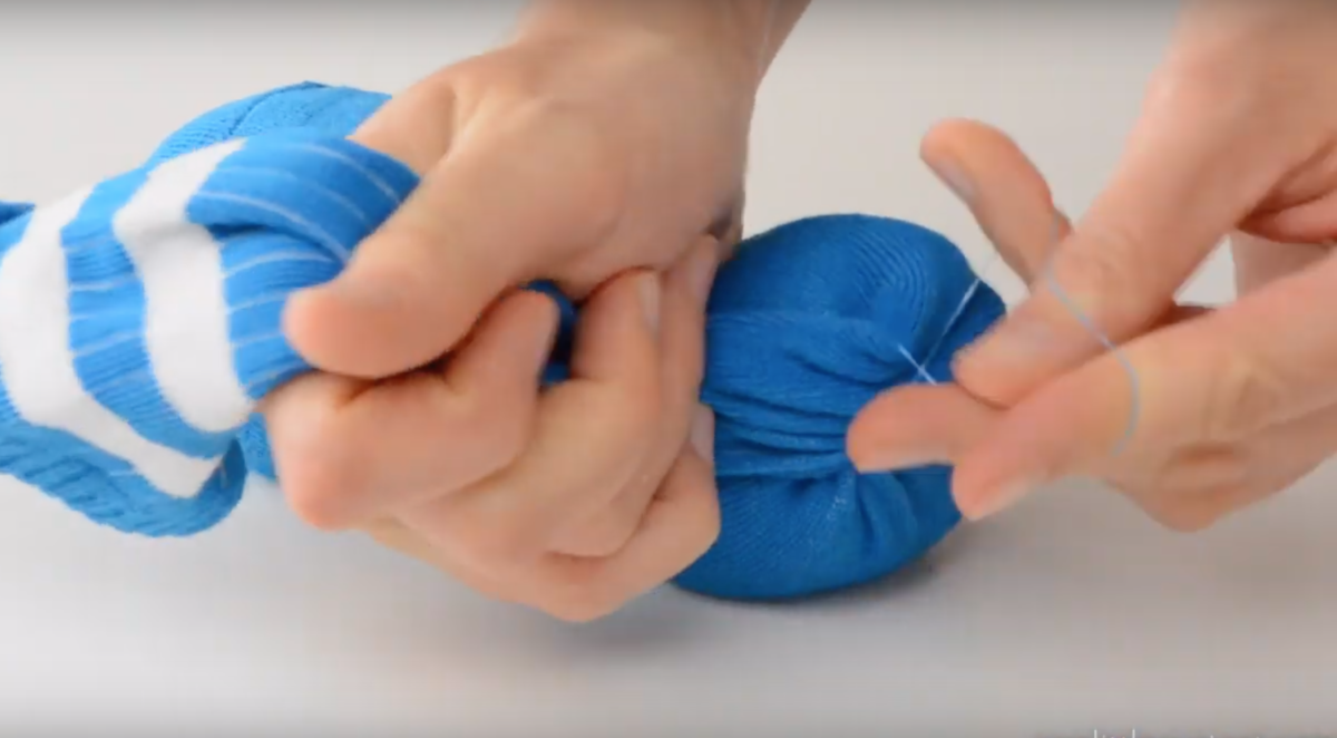 chenilles en chaussettes4