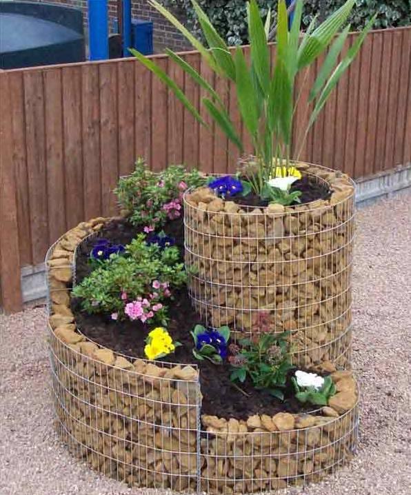 décorer-jardin- objets-recyclés-6