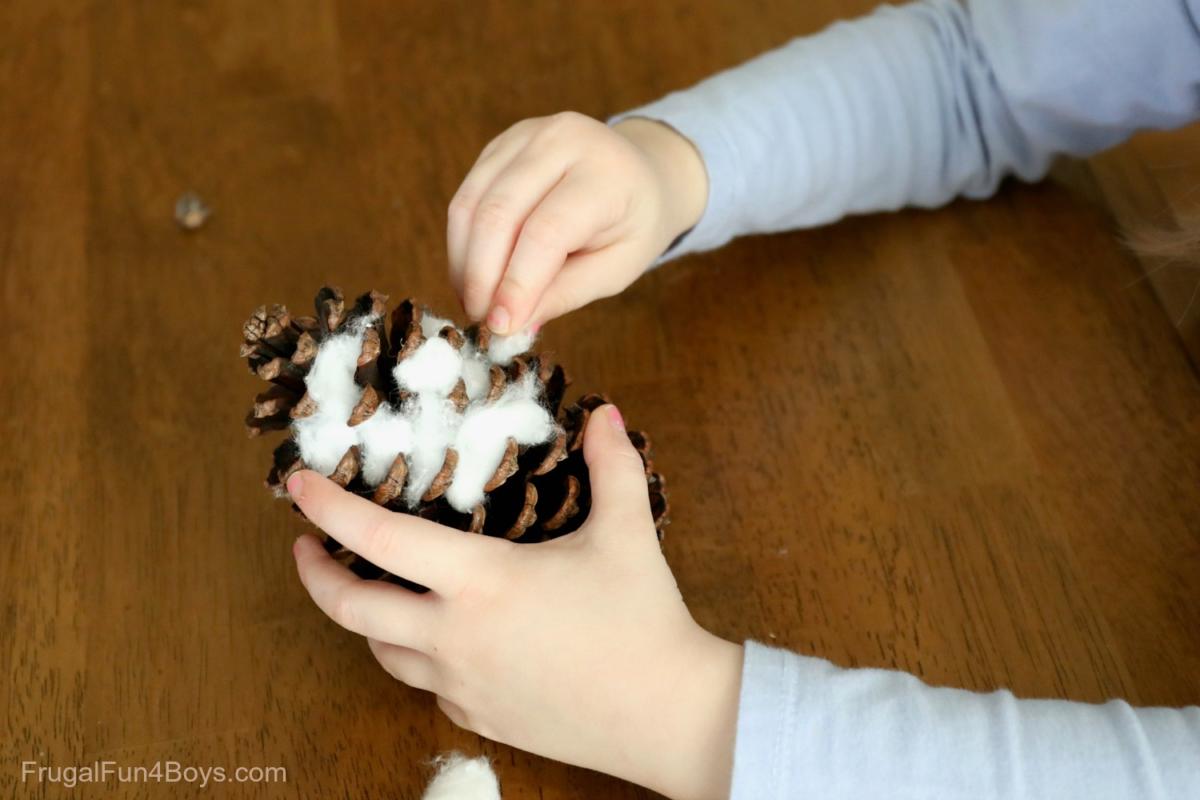 fabriquer-hiboux-enneigés-enfants-3