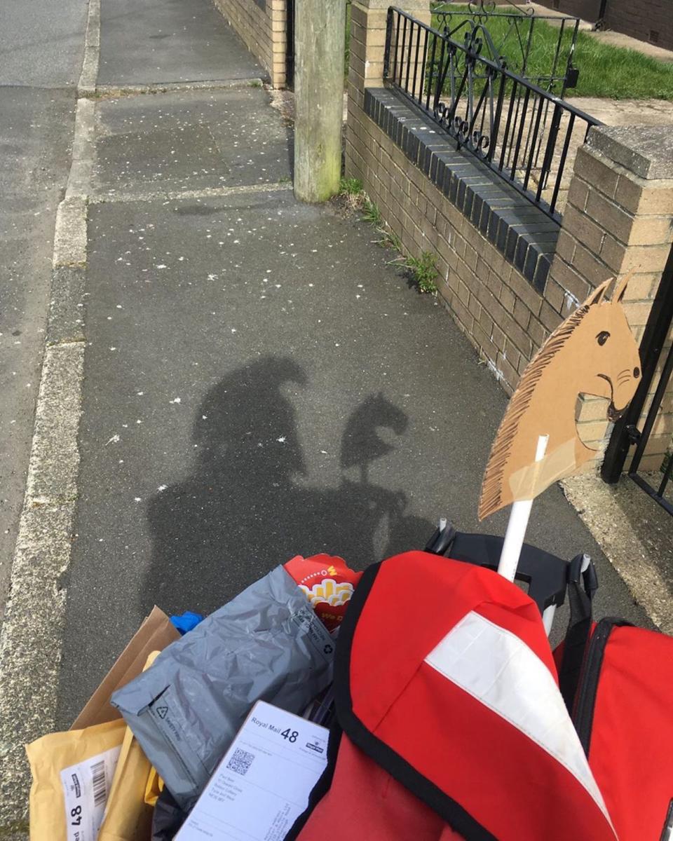 facteur-deguisement-jon-matson-2