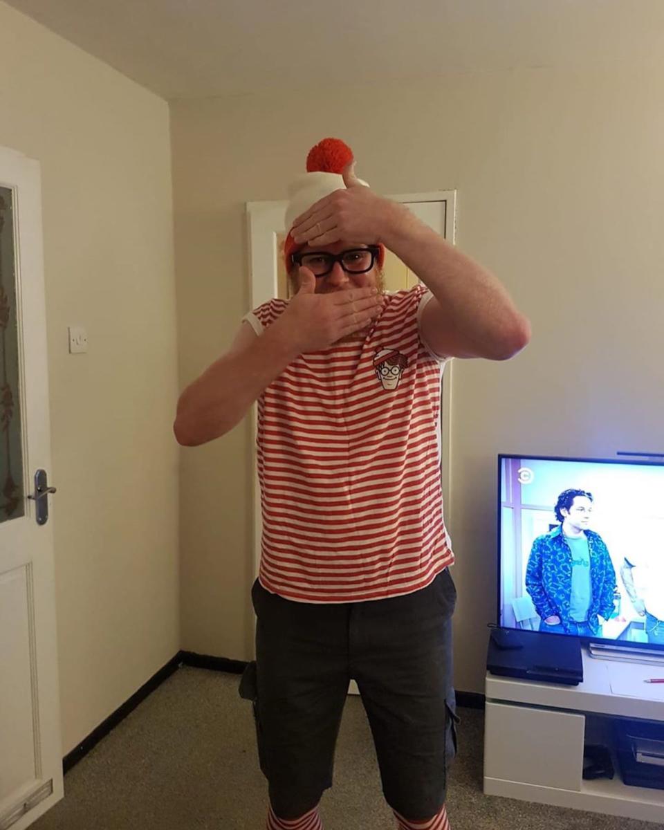 facteur-deguisement-jon-matson-91