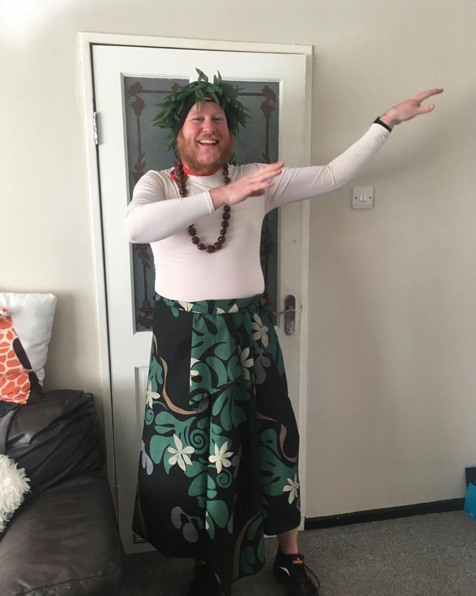 facteur-deguisement-jon-matson-991