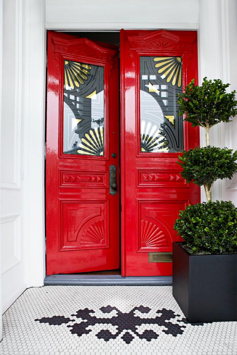 fall-porch-decor-hbx050119paint002-1562691494