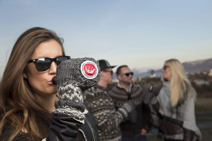 gants-bière-mains-au-chaud-2
