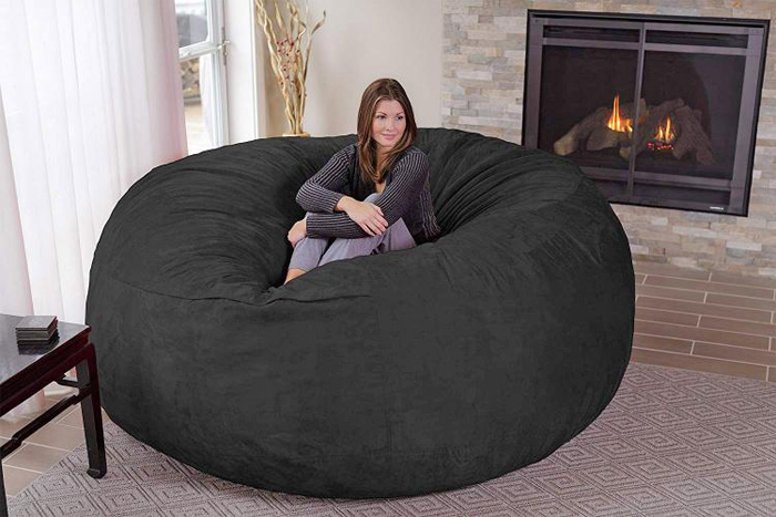 gigantesques-poufs-mousse-4