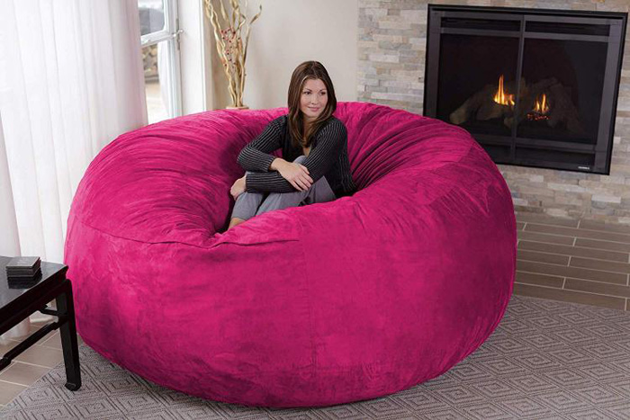 gigantesques-poufs-mousse-8