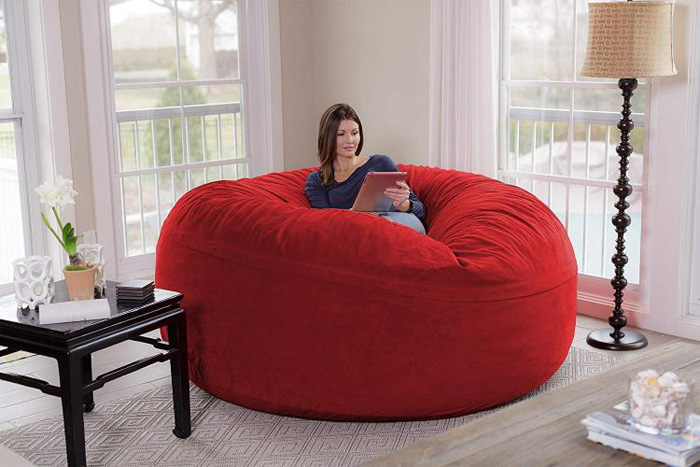 gigantesques-poufs-mousse-9