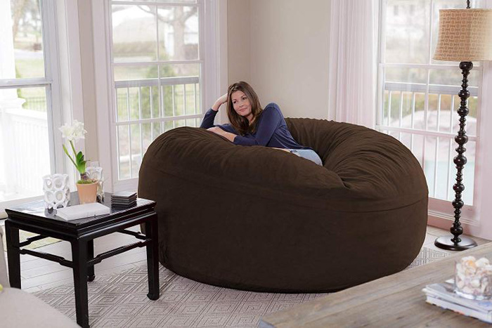 gigantesques-poufs-mousse-91