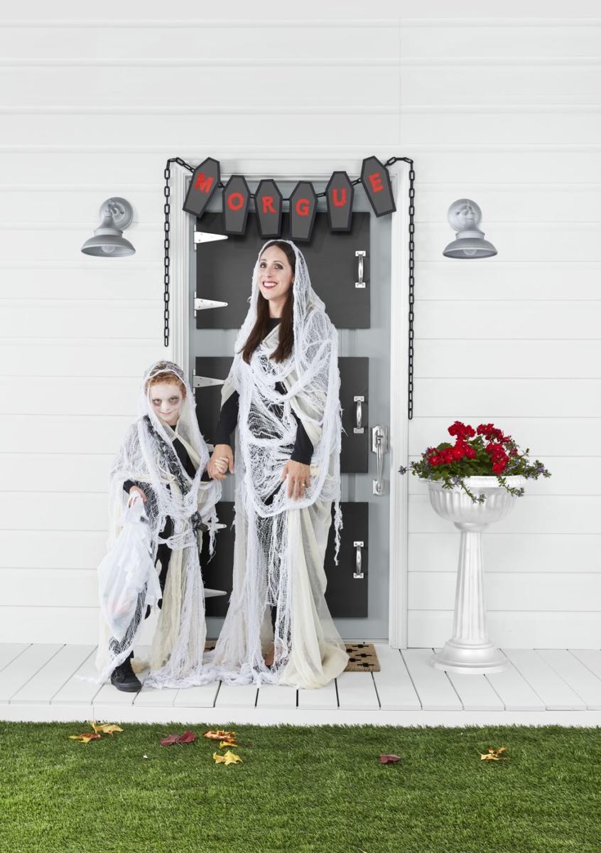 halloween-costumes-women-ghost-1570646866