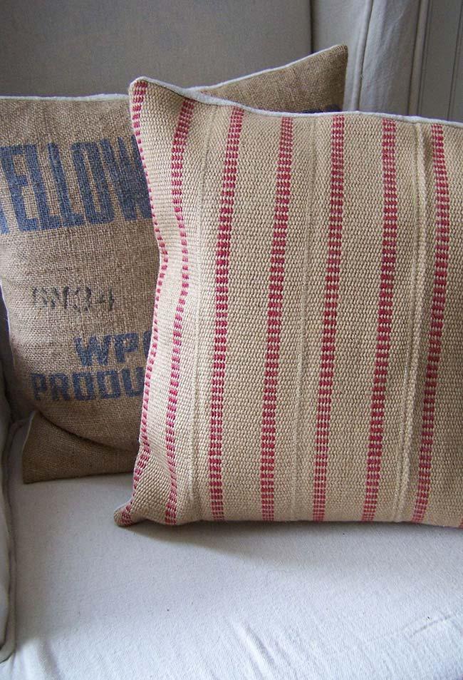 idées-déco-sacs-en-toile-de-jute-recyclés-97