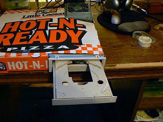 idée-recyclage-boite-à-pizza-33