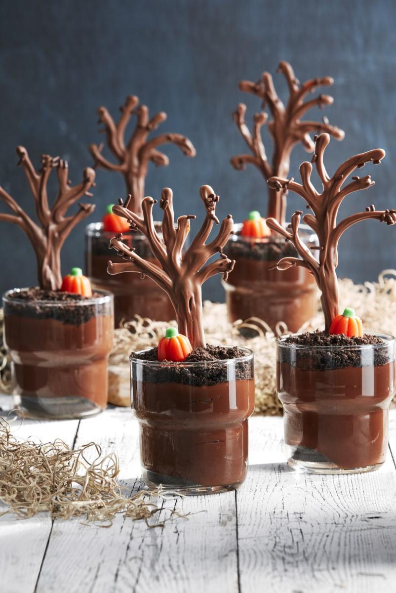 spooky-forest-pudding-cups-halloween-1567798036
