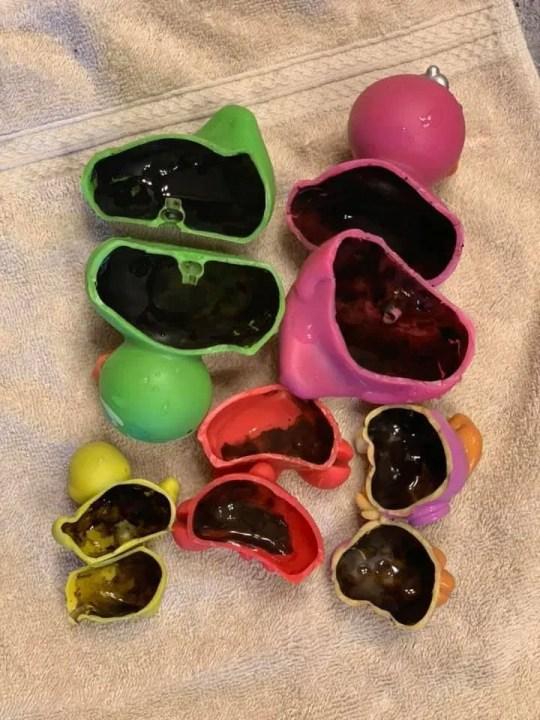 jouets-de-bain-enfant-moisissure-noire-message-mere-2