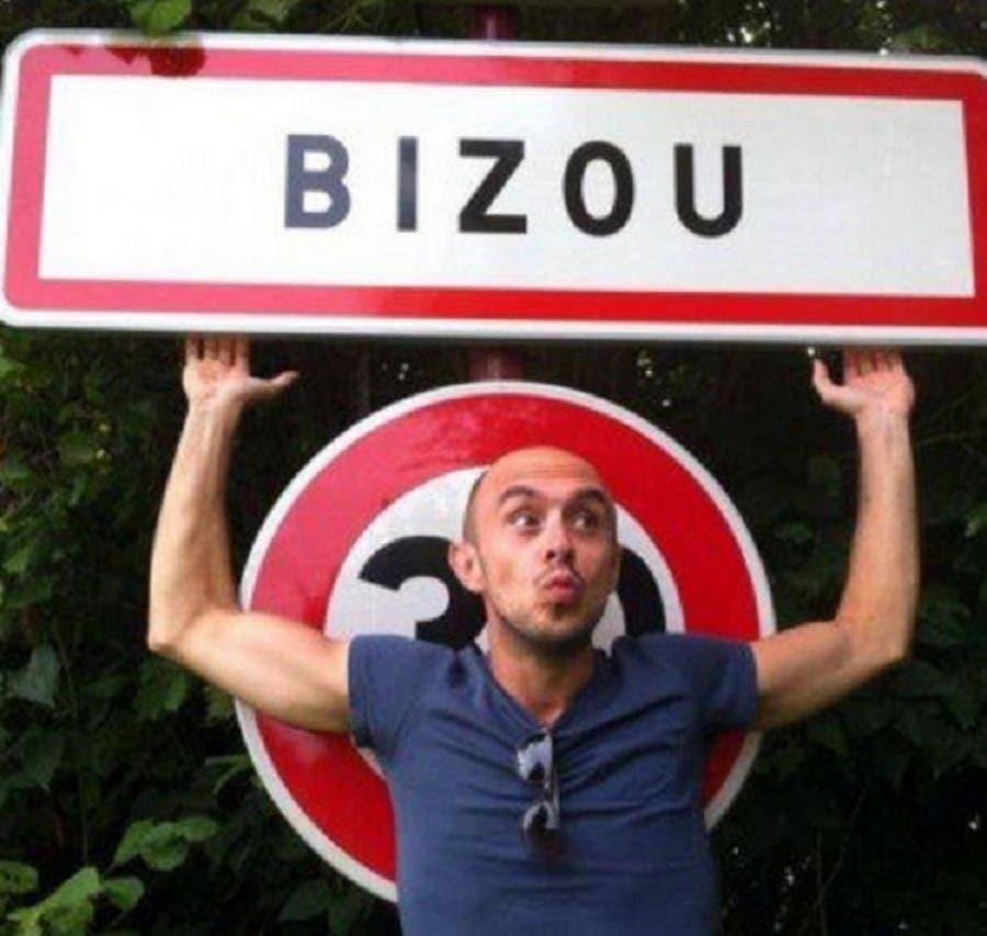 panneau-nom-drole-ville-village-france-92