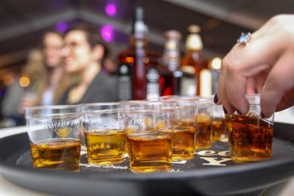 pub-irlandais-gonflable-3