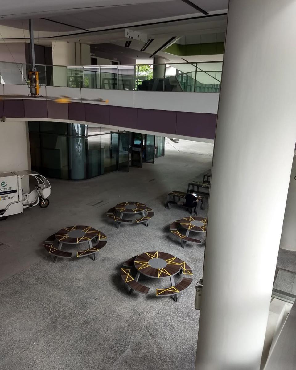 scotch-distanciation-sociale-993