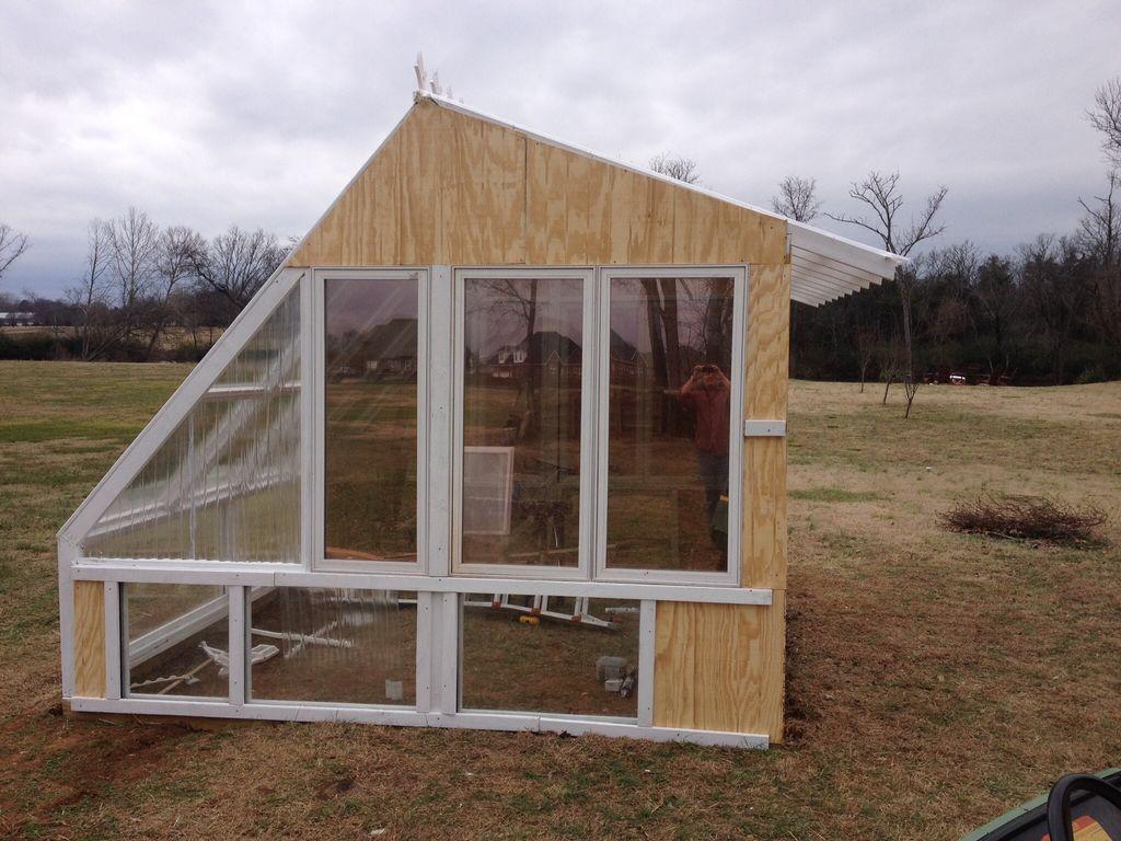 serre-de-jardin-avec-des-fenêtres-de-récupération-10