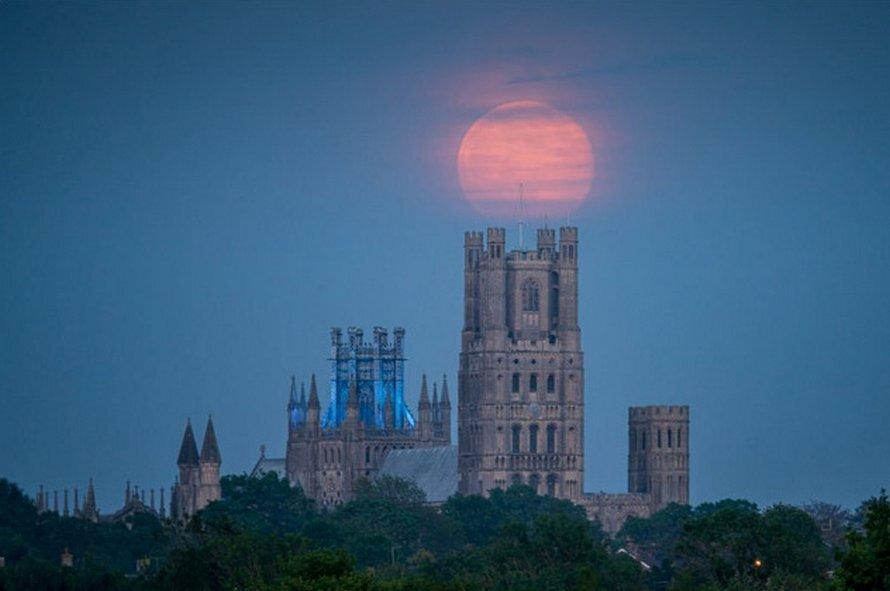 super-lune-des-fleurs-mai-2020-1