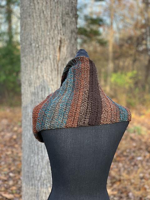 Écharpe-au-crochet-avec-ouverture-trou-de-serrure2